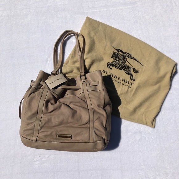Burberry Handbags - NWT! Burberry Leather Medium Tote